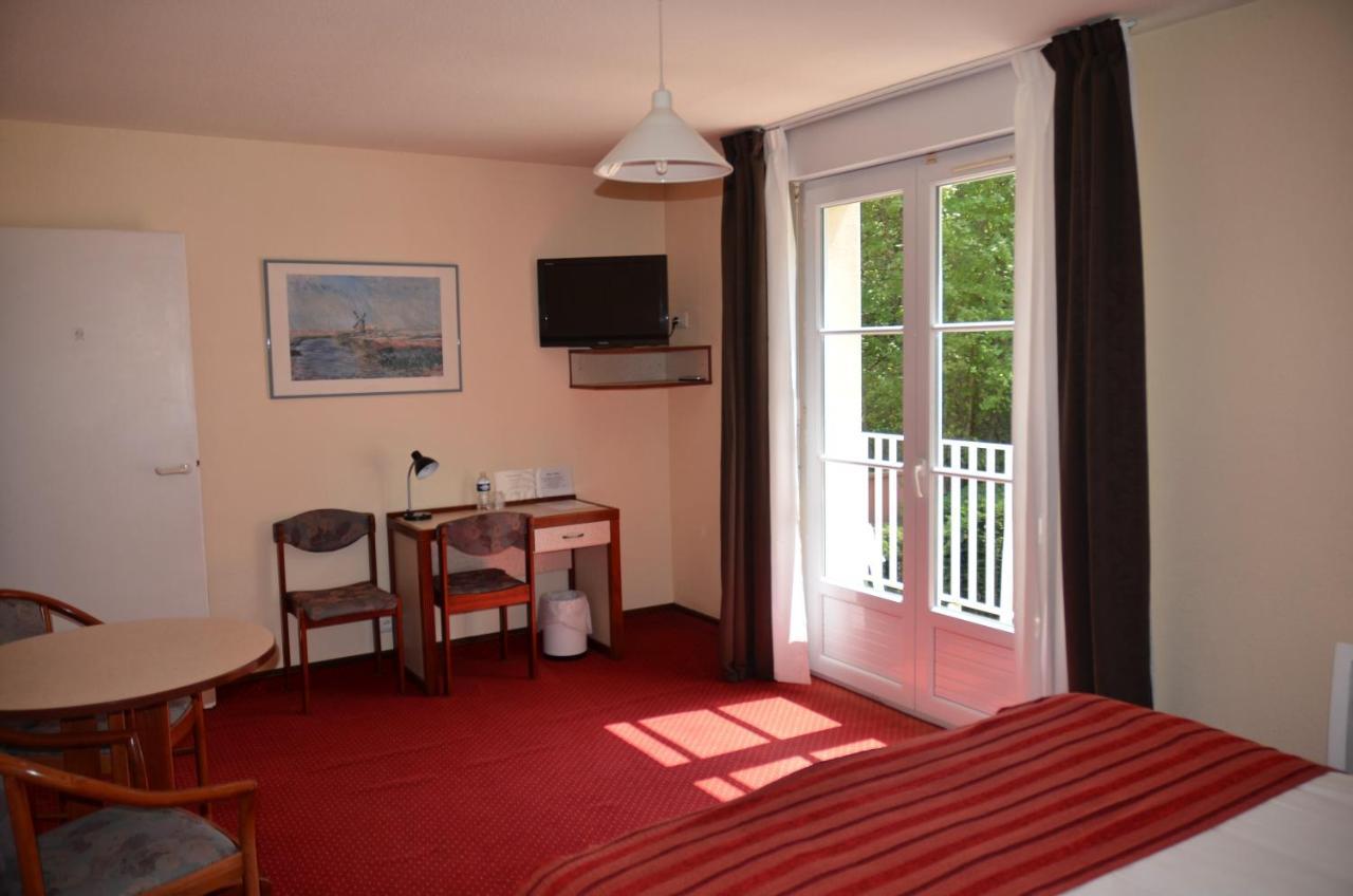 Hotel Et Studios D'Orfeuil Бурбон-ле-Ба Екстериор снимка
