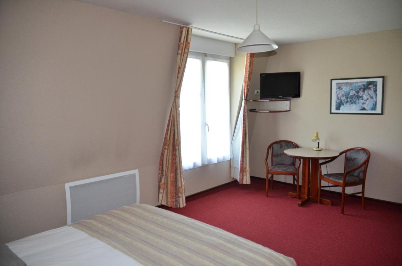 Hotel Et Studios D'Orfeuil Бурбон-ле-Ба Екстериор снимка