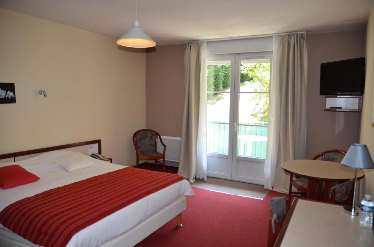 Hotel Et Studios D'Orfeuil Бурбон-ле-Ба Екстериор снимка