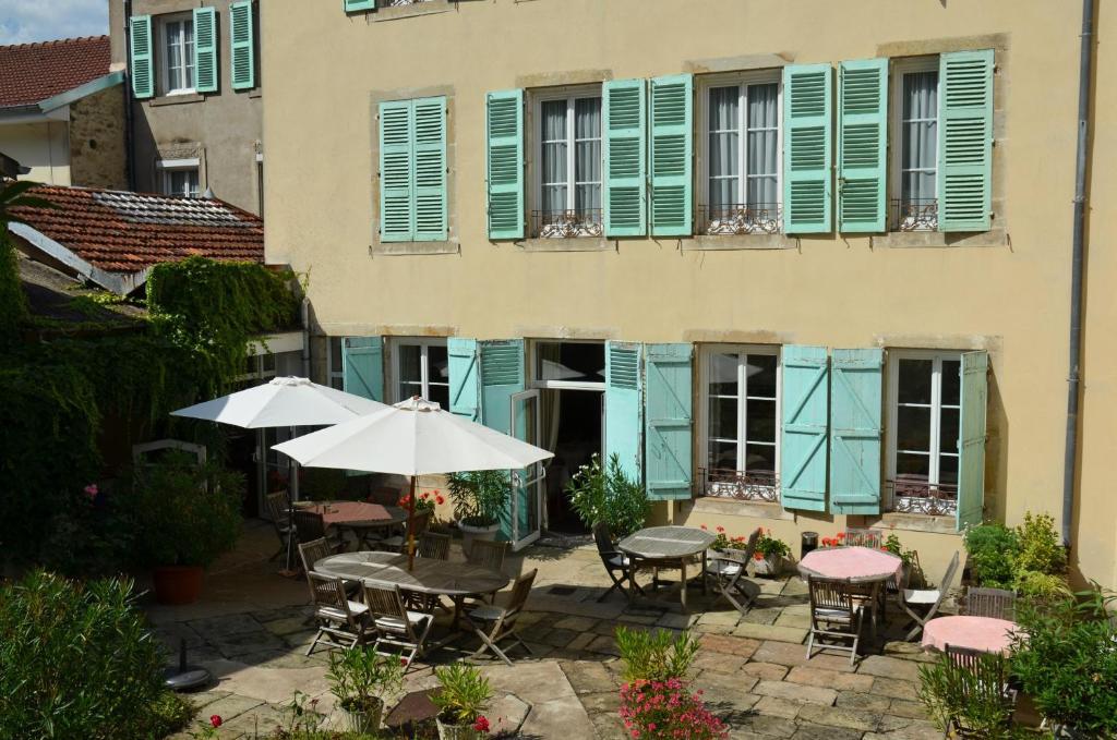 Hotel Et Studios D'Orfeuil Бурбон-ле-Ба Екстериор снимка