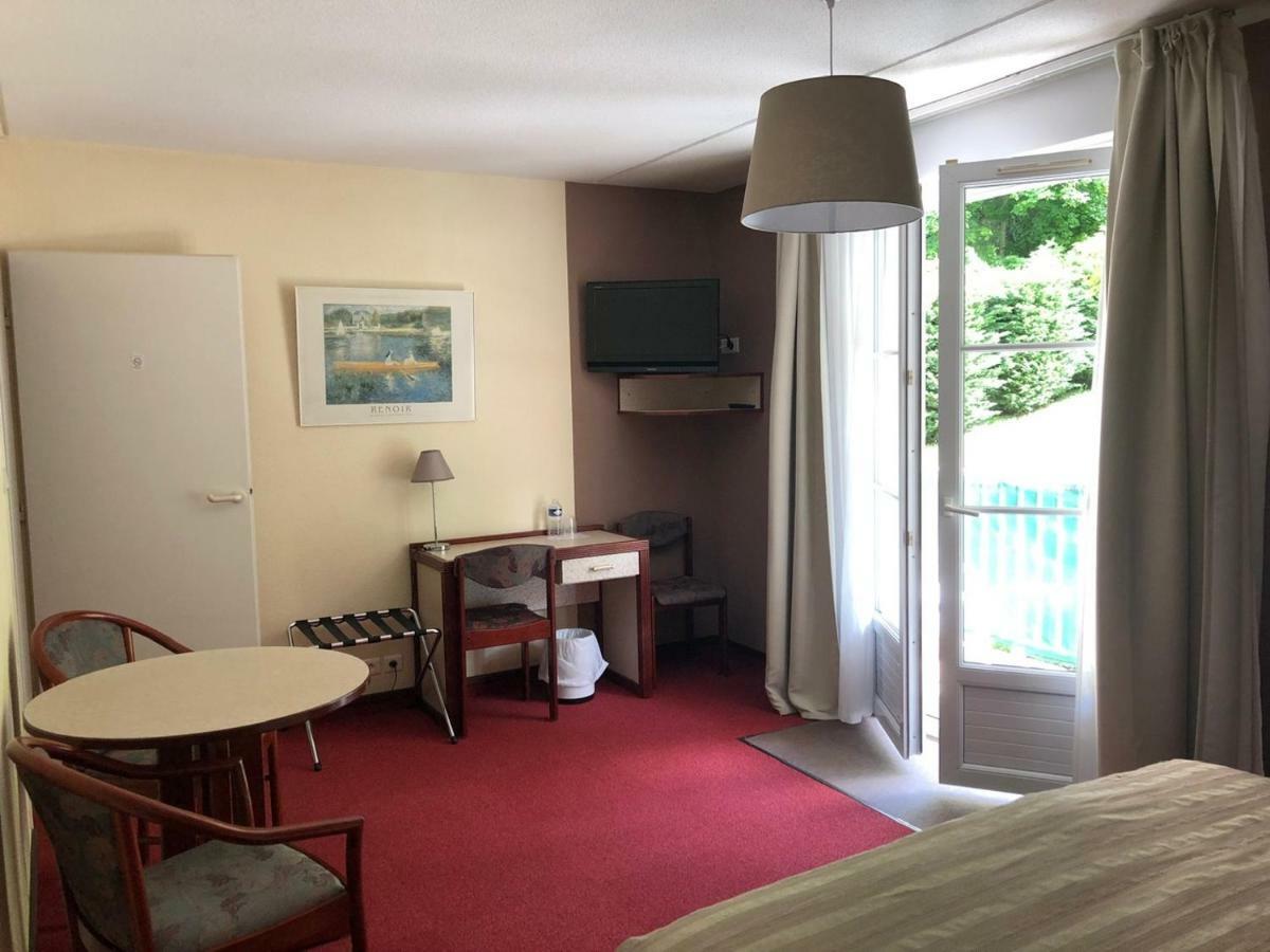 Hotel Et Studios D'Orfeuil Бурбон-ле-Ба Екстериор снимка