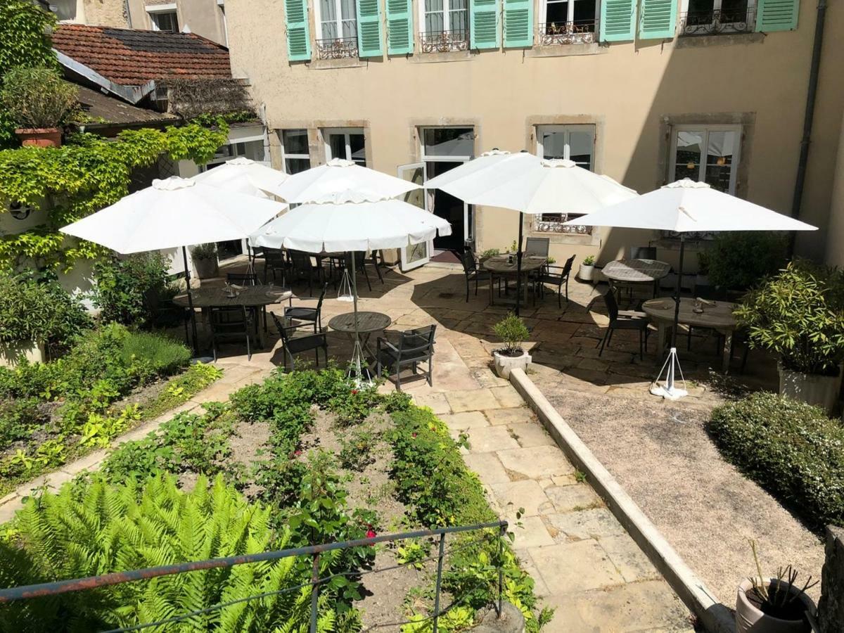Hotel Et Studios D'Orfeuil Бурбон-ле-Ба Екстериор снимка